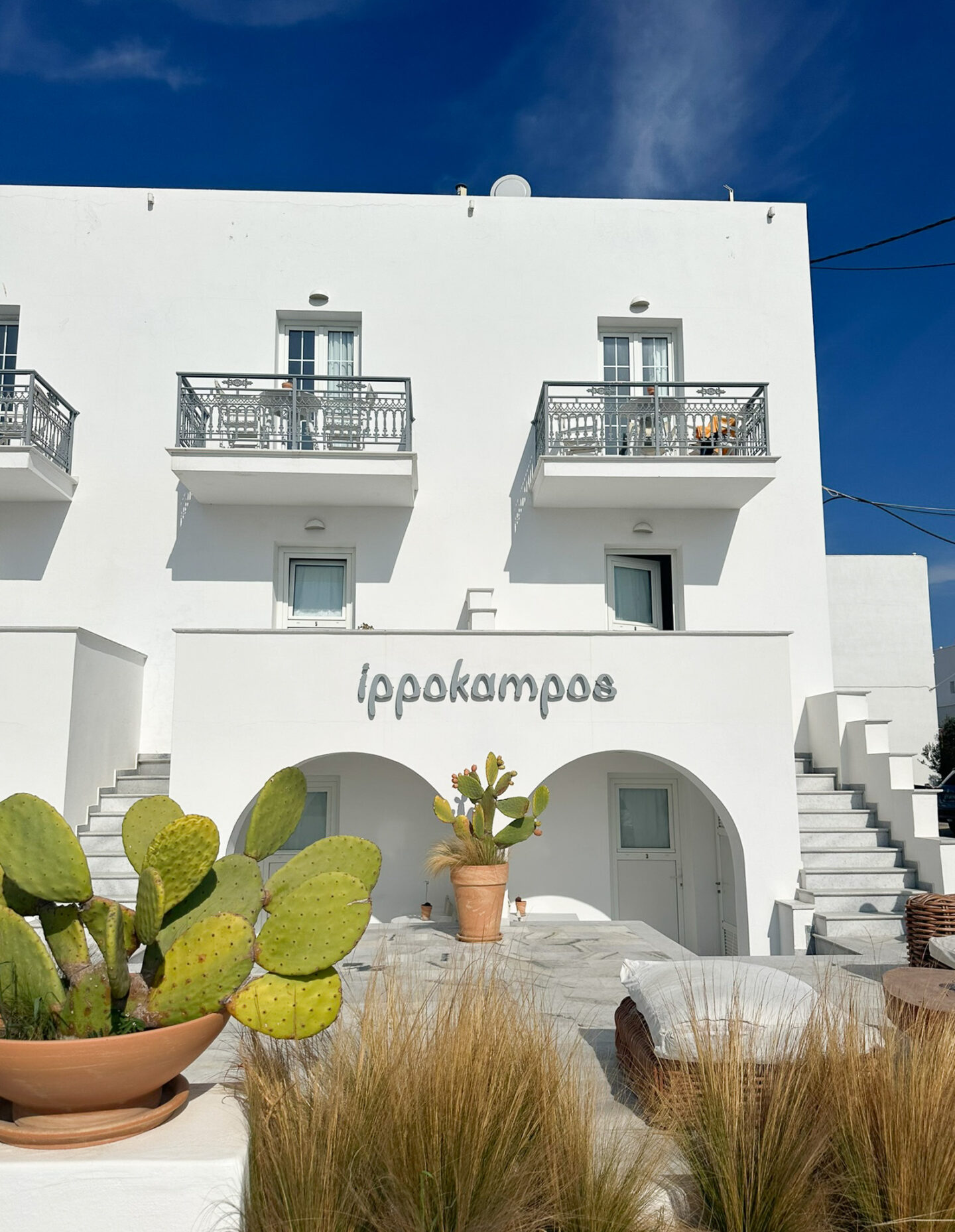 Ippokampos Hotel - Naxos Travel Guide